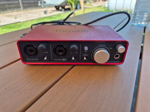 Focusrite Scarlett 2i2, Computers en Software, Geluidskaarten, Zo goed als nieuw, Ophalen of Verzenden