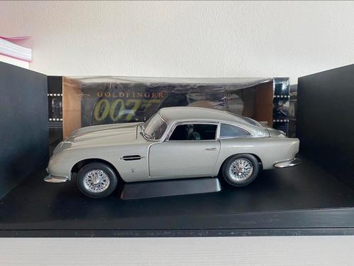 1:18 Autoart 007 James Bond Aston Martin DB5 No Mirrors, Hobby en Vrije tijd, Modelauto's | 1:18, Nieuw, Auto, Autoart, Ophalen of Verzenden