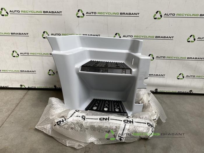 Marchepied droit d'un Iveco Stralis, -, 3 mois de garantie, Utilisé, -