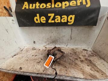 Remklauw (Tang) rechts-voor van een Mercedes A-Klasse beschikbaar voor biedingen