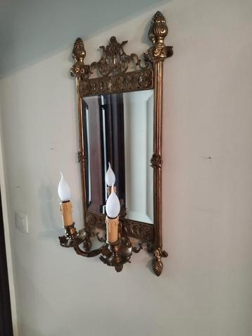 Bronzen spiegel met 2 lampen beschikbaar voor biedingen