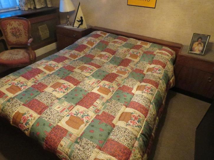 Bed & nachtkastjes, Huis en Inrichting, Slaapkamer | Bedden, 120 cm, Hout, Ophalen