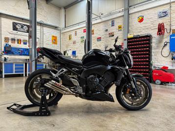 Yamaha FZ1-N Naked 1000cc 150PK 18.800 km beschikbaar voor biedingen