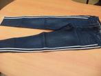pantalon jeans ONLY en taille S, Vêtements | Femmes, Jeans, Comme neuf, Bleu, W28 - W29 (confection 36), Enlèvement ou Envoi