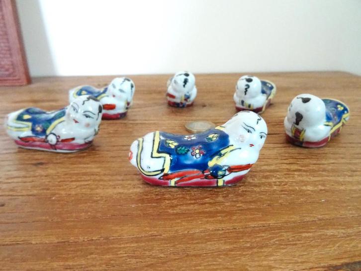 Bébés bouddhas: repose-baguettes anciens, très décoratifs, Maison & Meubles, Accessoires pour la Maison | Statues de Bouddha, Utilisé