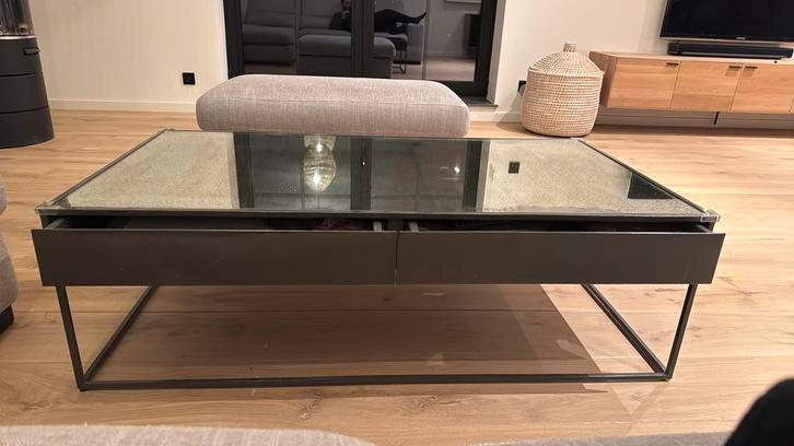 Très bonne offre : Table de salon, Maison & Meubles, Tables | Tables de salon, Comme neuf, Verre, Enlèvement