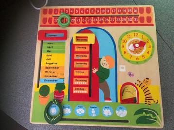 kinder kalender - hout beschikbaar voor biedingen