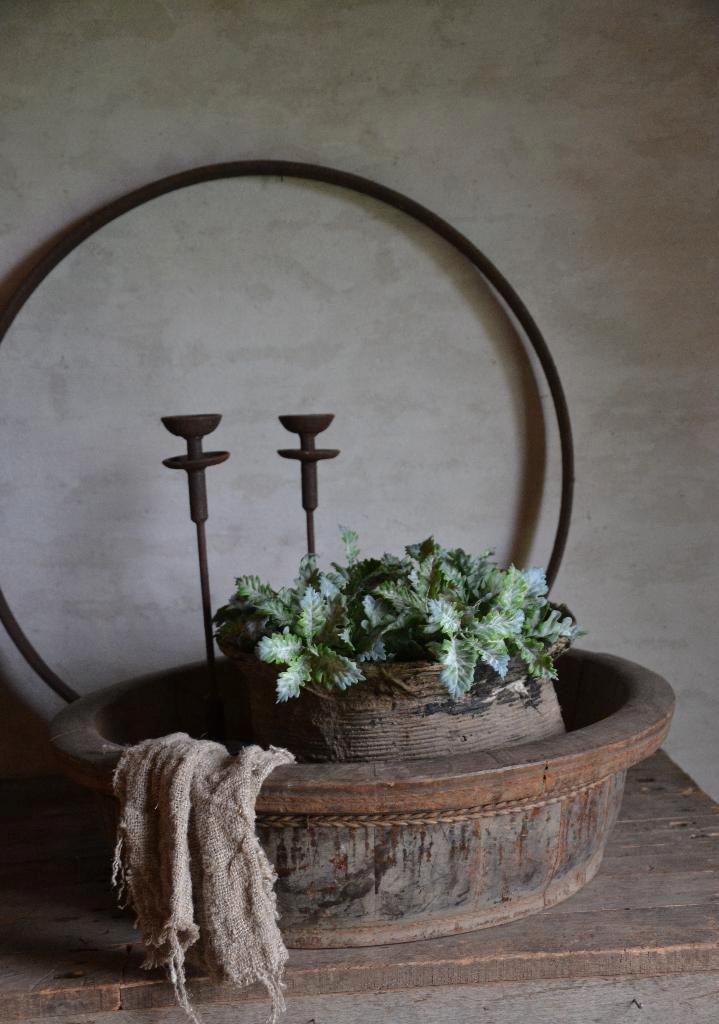 Nepalese oude houten olijfbak, Huis en Inrichting, Woonaccessoires | Schalen en Manden, Zo goed als nieuw, Schaal, Rond, Hout