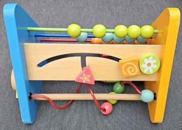 houten speelspiraal beschikbaar voor biedingen