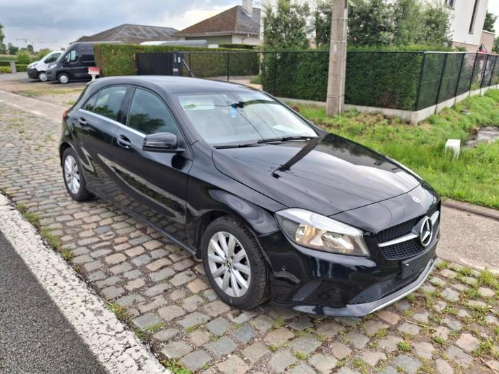 Mercedes A 160 d 2018 114 000 km Euro 6b, Auto's, Mercedes-Benz, Bedrijf, Zwart, Zwart, Leder, Ophalen