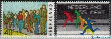 Nederland 1976 - Yvert 1048-1049 - Verjaardagen sporten (PF) beschikbaar voor biedingen