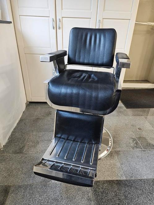 Haarkappersstoel met voet pomp gebruikt, Huis en Inrichting, Stoelen, Ophalen