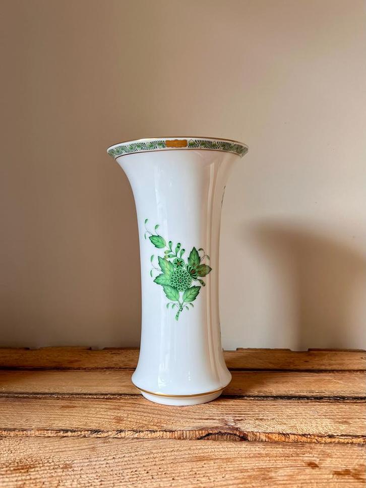 Porseleinen vaas Herend Apponyi groene pioen, Antiek en Kunst, Antiek | Vazen, Ophalen of Verzenden