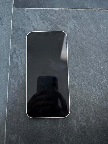 Apple iPhone 12 beschikbaar voor biedingen