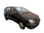 Nissan Almera Tino 2.2 DITD. Trekhaak + Airco., Auto diversen, Ongevalwagen, Ophalen, Monovolume, Zwart, 2184 cc