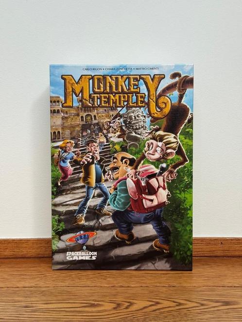 Monkey Temple – Family Deduction Game (Like New), Hobby en Vrije tijd, Gezelschapsspellen | Bordspellen, Nieuw, Ophalen of Verzenden