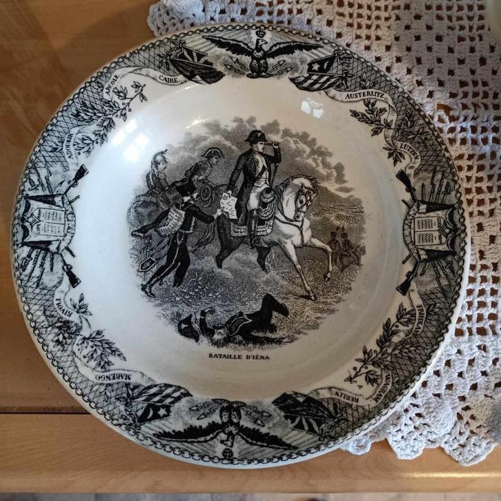 Assiette ancienne faïence, Antiek en Kunst, Antiek | Keramiek en Aardewerk, Ophalen