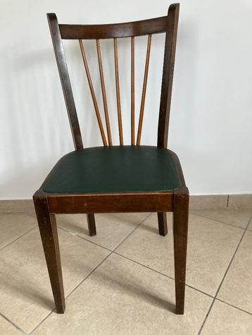 1 chaise de salle à manger vintage Baumann disponible aux enchères