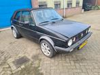 Golf1 cabrio 1.8 1985, Auto's, Volkswagen, Voorwielaandrijving, Stof, Cabriolet, Zwart