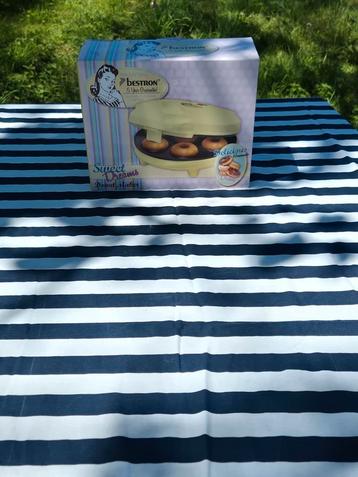 Donutmachine voor 7 donut's  beschikbaar voor biedingen
