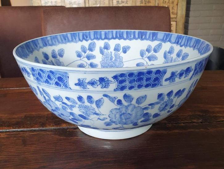 Prachtige blauw-witte kom, handbeschilderd bloemmotief, Antiek en Kunst, Antiek | Porselein, Ophalen of Verzenden