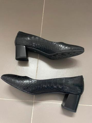 pumps, zwart croco print, merk voltan maat 36 beschikbaar voor biedingen
