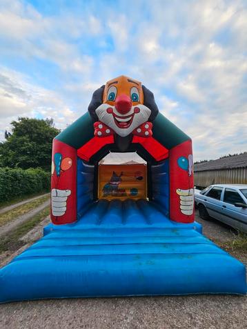 Clown springkasteel te koop  beschikbaar voor biedingen