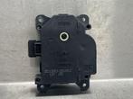 KACHELSTELMOTOR Toyota Yaris III (P13) (|CZ1138002810PLS|), Gebruikt, Toyota