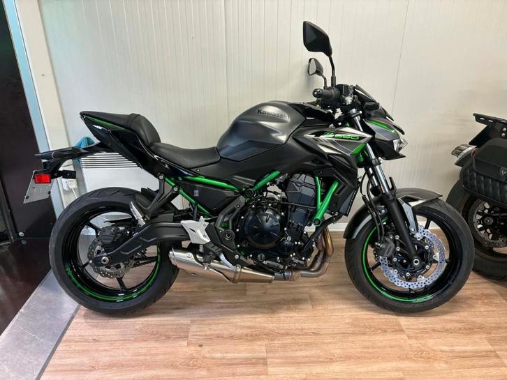 KAWASAKI Z650 A2, Motoren, Motoren | Kawasaki, Bedrijf, Naked bike, 12 t/m 35 kW, 2 cilinders, Minimaal motorrijbewijs A2, ABS