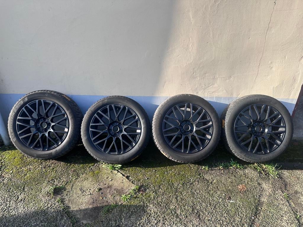 Momo Revenge Velgen + Michelin Alpin 6 winter 215/55/17, Auto-onderdelen, Ophalen, Banden en Velgen, 17 inch, Winterbanden