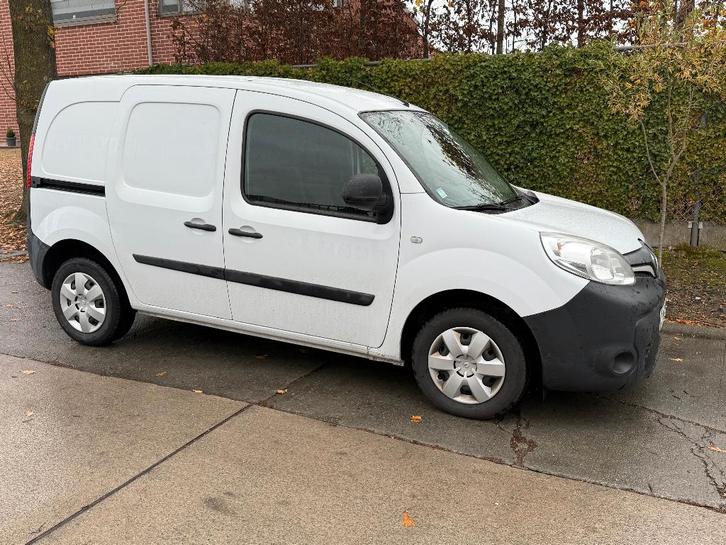 renault kangoo 3 zits en 47000 km als nieuw! licht vracht, Auto's, Bestelwagens en Lichte vracht, Bedrijf, Bluetooth, Climate control