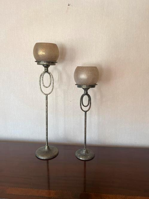 2 grote kandelaars van Riverdale/ €25, Huis en Inrichting, Woonaccessoires | Kandelaars en Kaarsen, Goud, Ophalen