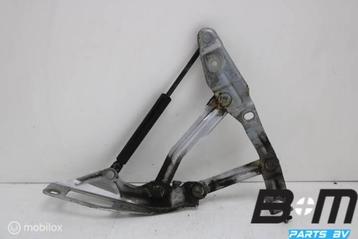 Motorkapscharnier links Audi TT 8N 8N0823301 beschikbaar voor biedingen