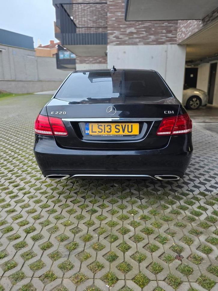 La Mercedes Bens Diesel 2.2 2013 regarde l'extérieur et l'in, Autos, Mercedes-Benz, Particulier, Diesel, Euro 5, Automatique, Noir