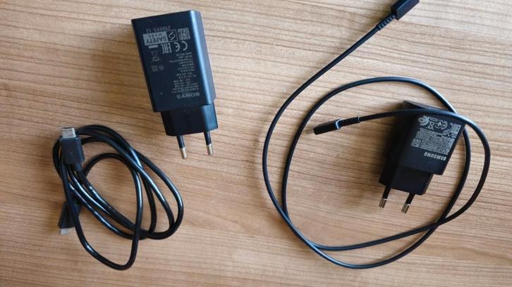 2 snelladers voor smartphone, Telecommunicatie, Mobiele telefoons | Telefoon-opladers, Nieuw, Samsung, Ophalen of Verzenden