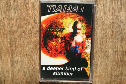 tape - Tiamat – A Deeper Kind Of Slumber, Cd's en Dvd's, Cassettebandjes, Gebruikt, Rock en Metal, 1 bandje, Ophalen of Verzenden