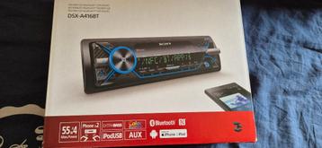 Autoradio Sony bluetooh 4X55 WATTS quasi neuf beschikbaar voor biedingen
