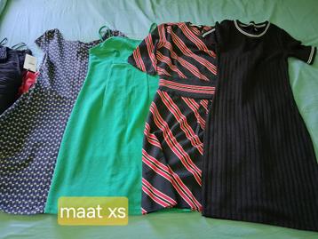 kleedjes - maat XS beschikbaar voor biedingen