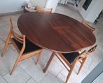 Vintage ovale eettafel uit stevig hout., Huis en Inrichting, Ophalen, Gebruikt