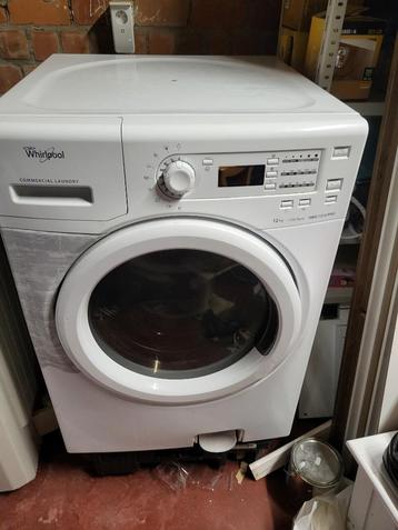 Whirlpool wasmachine van 12 kg - te repareren - ideaal voor  beschikbaar voor biedingen