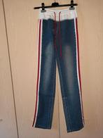 Pantalon bleu Jennyfer  lignes blanches et rouges taille 32, Blauw, Overige jeansmaten, Ophalen of Verzenden, Zo goed als nieuw