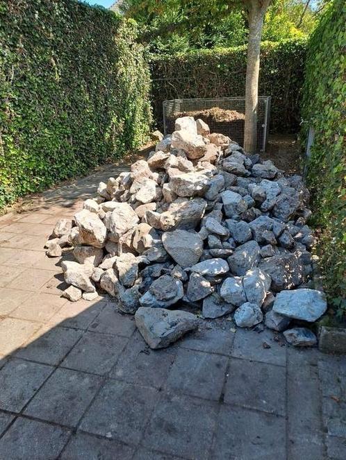 Gratis af te halen: mooie partij grijze breuksteen, Tuin en Terras, Grind, Keien en Split, Gebruikt, Ophalen