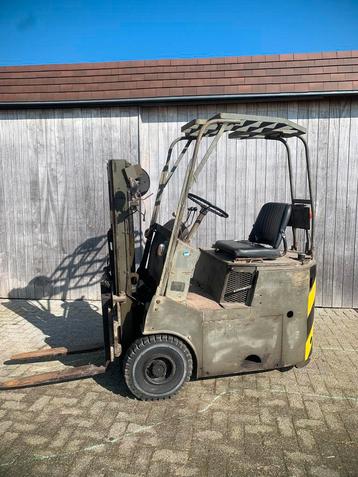 Compacte makkelijke heftruck beschikbaar voor biedingen