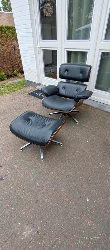 Eames lounge chair replica  beschikbaar voor biedingen