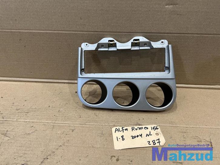 ALFA ROMEO 156 Radio frame middenconsole 1997-2005, Auto-onderdelen, Dashboard en Schakelaars, Alfa Romeo, Gebruikt, Ophalen of Verzenden