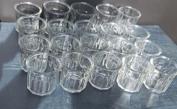 20 identieke vintage jamglazen. Vijftiger jaren. beschikbaar voor biedingen