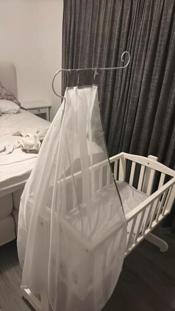 Babybedje beschikbaar voor biedingen