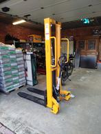 Manuele stapelaar, Ophalen, Zo goed als nieuw