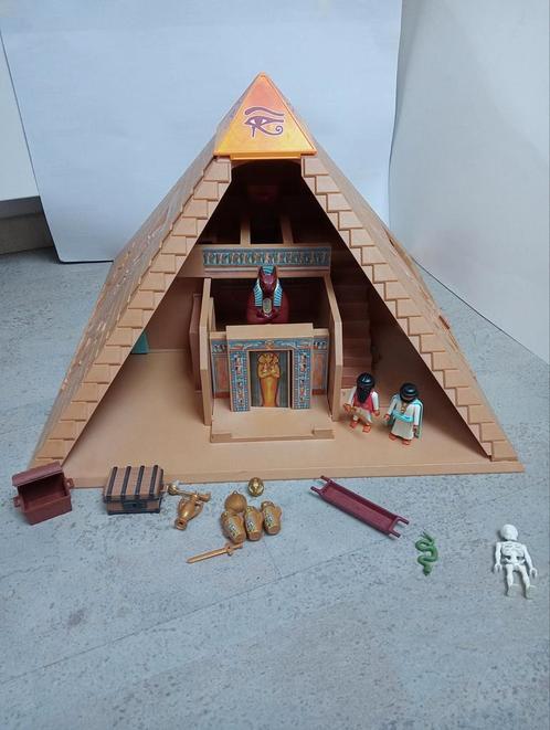 Playmobil piramide 4240 met gratis sfinx 4242, Enfants & Bébés, Jouets | Playmobil, Utilisé, Enlèvement