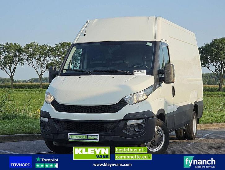 Iveco DAILY 35C15 L2H2 Dubbellucht!, Auto's, Bestelwagens en Lichte vracht, Bedrijf, ABS, Centrale vergrendeling, Cruise Control